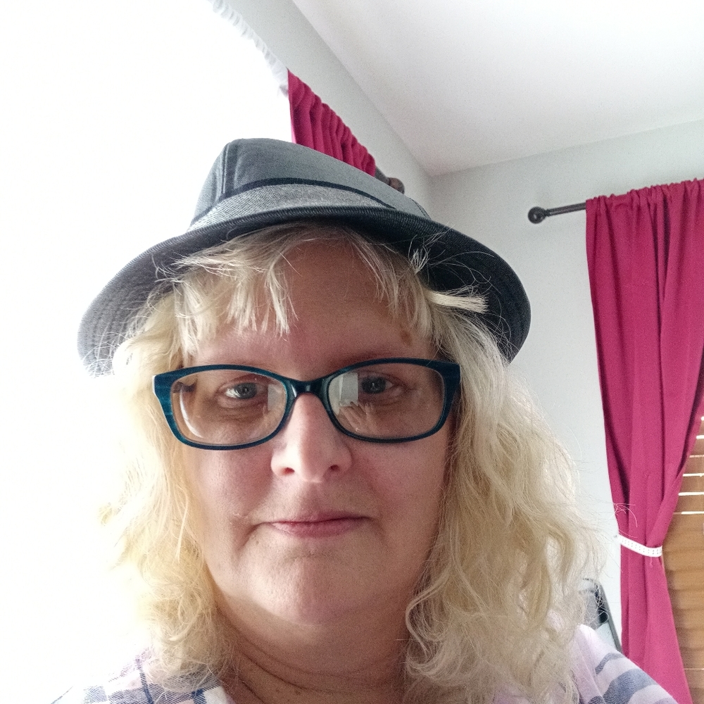 meet your buyer 🌺 I'm a plus size i love offers